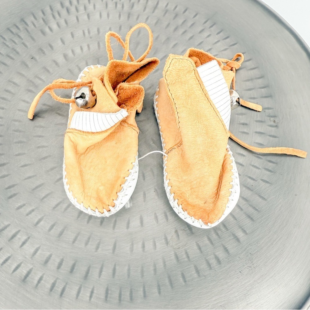 Vintage Minnetonka Papooshu Children's Moccasins
